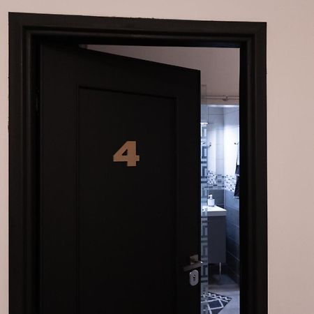 Nik Rooms جنوة المظهر الخارجي الصورة