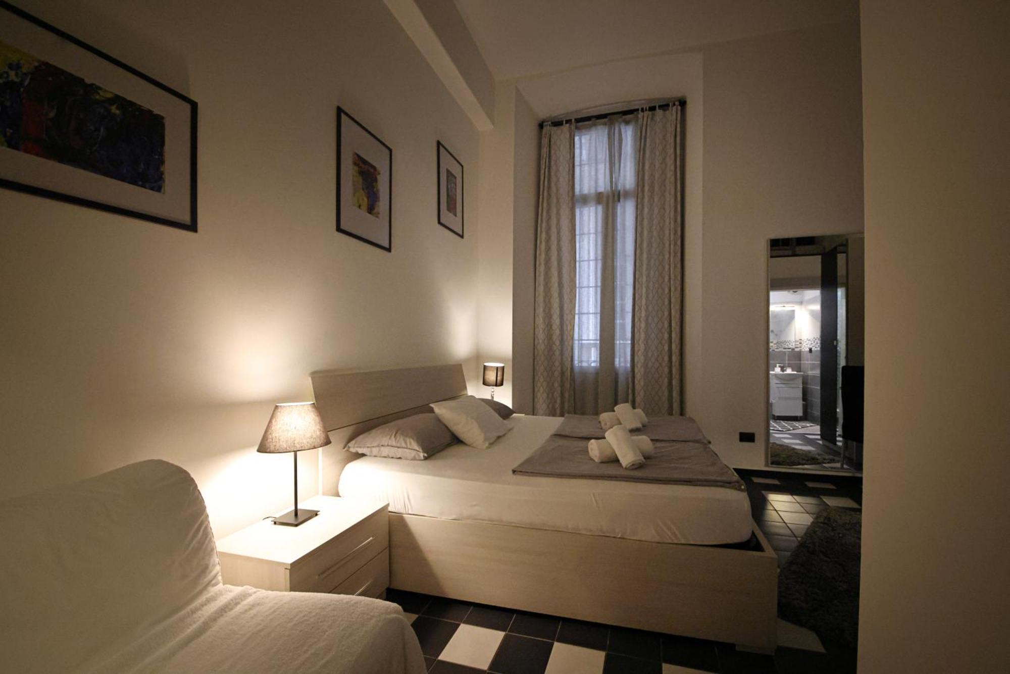 Nik Rooms جنوة المظهر الخارجي الصورة