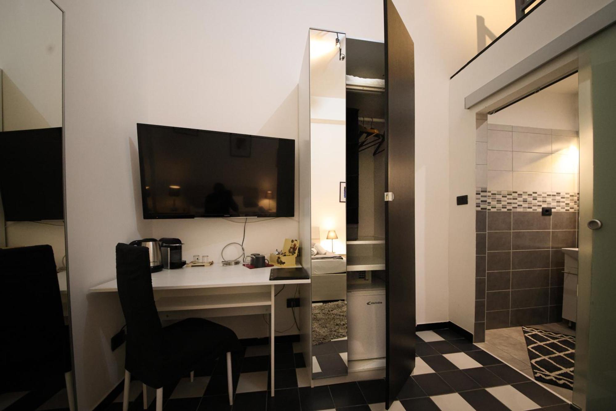 Nik Rooms جنوة المظهر الخارجي الصورة