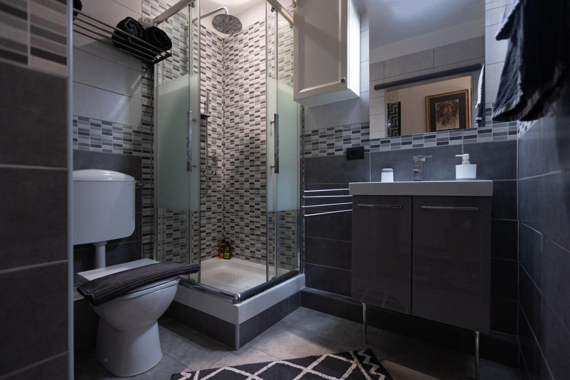 Nik Rooms جنوة المظهر الخارجي الصورة