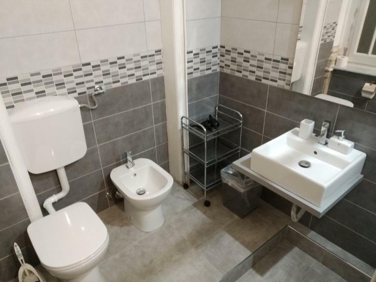 Nik Rooms جنوة المظهر الخارجي الصورة